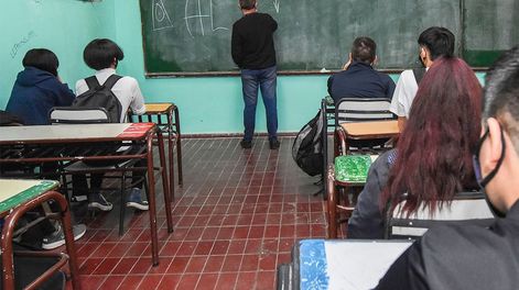 Miles de estudiantes mendocinos comenzaron la adaptación a la escuela secundaria. Foto: Mariana Villa / Los Andes