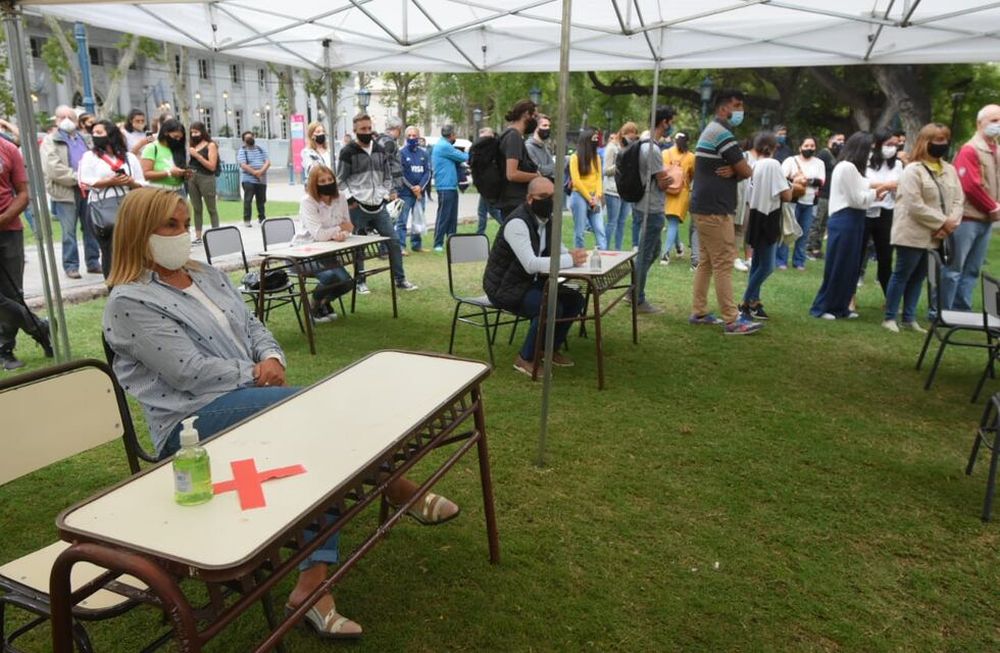 Mendoza se sumó el reclamo nacional por el regreso de las clases presenciales.