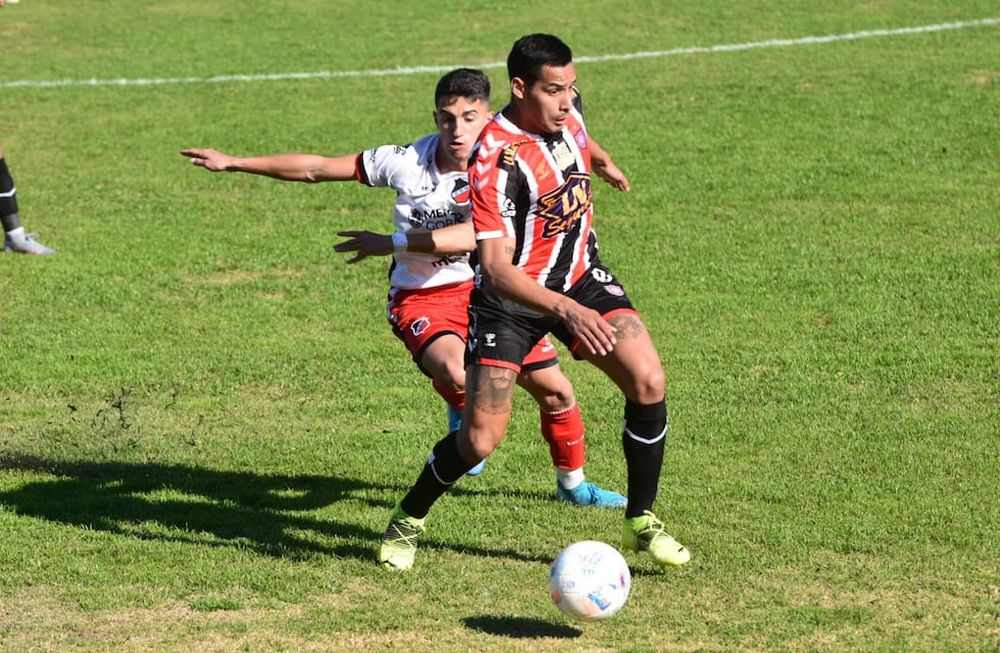 Maipú vs Chacarita en la Primera Nacional. Foto: Mariana Villa / Los Andes