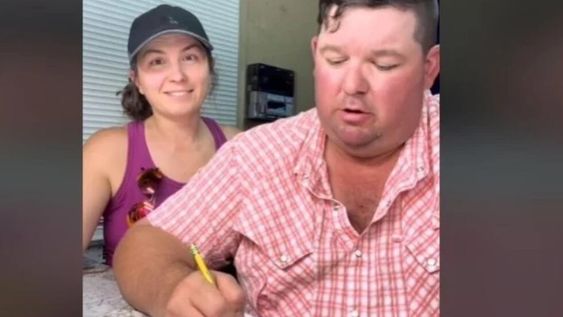 Ellos decidieron comenzar a cobrarle una mensualidad a su hija, luego de que ella terminara sus estudios secundarios. Gentileza: Clarín.