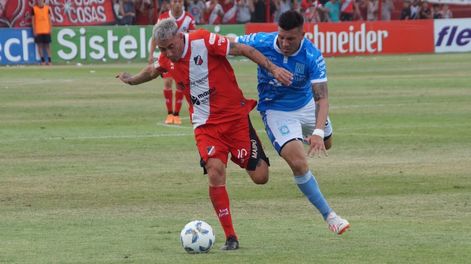 Los Andes | Rubens Sambueza ha sido un jugador fundamental en el Cruzado. El volante acarrea una molestia inguinal, pero este sábado estará en la final frente a Riestra.