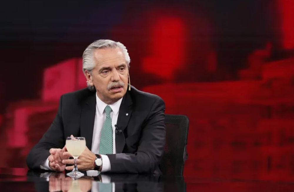 El Presidente de la Nación convocó a la mesa política del oficialismo en medio de las tensiones internas.