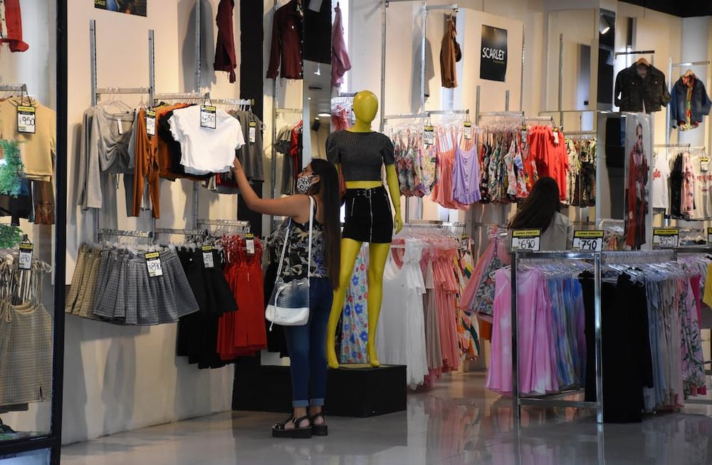 Todos los lunes tenés un 10% de reintegro en alimentos, farmacias, indumentaria, electrodomésticos, materiales de construcción y muchos rubros más. Foto: Mariana Villa / Los Andes