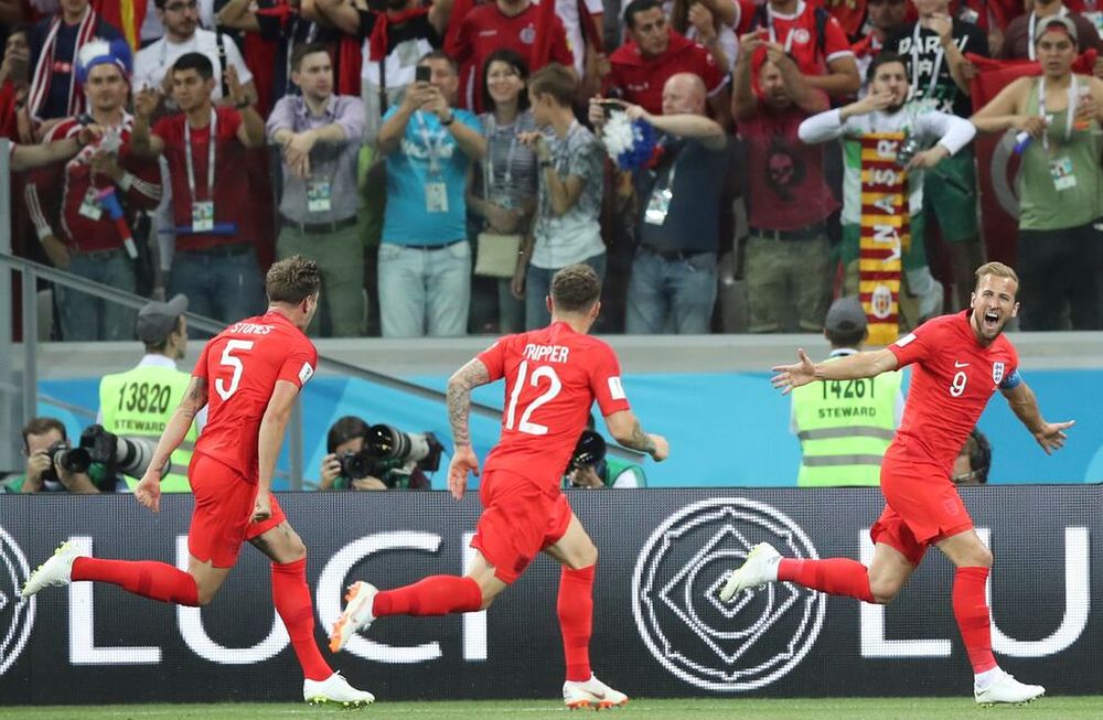 Apareció Kane e Inglaterra le ganó a Túnez con lo justo