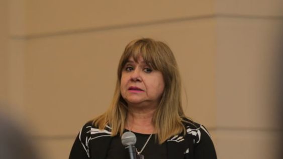 La  titular de DDC, Mónica Lucero, habló respecto de las sanciones que dicta el organismo provincial al detectar alimentos envasados vencidos en comercios.