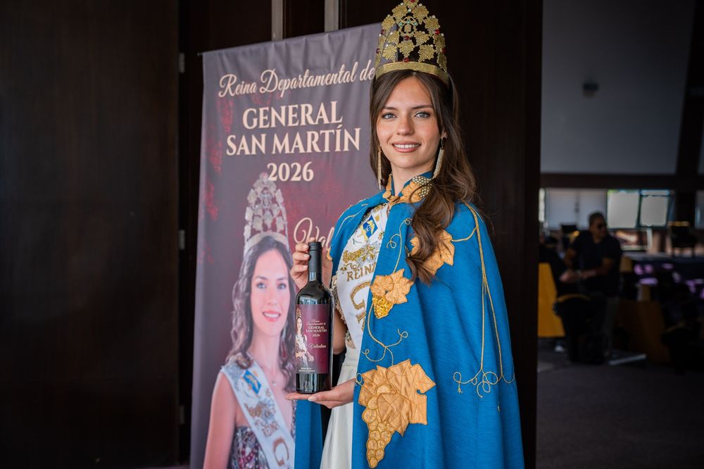 Presentaron el vino de la Reina de la Vendimia de General San Martín.