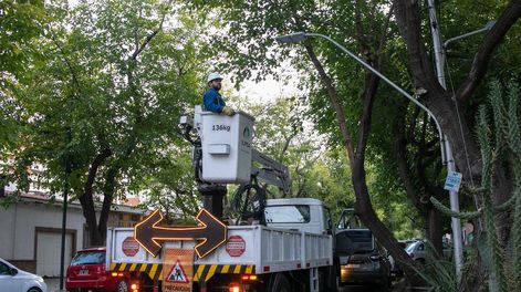 La Ciudad incorpora 1600 nuevas luminarias LED para las veredas