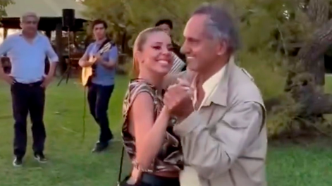 Daniel Scioli y Virginia Gallardo bailaron juntos en Corrientes.