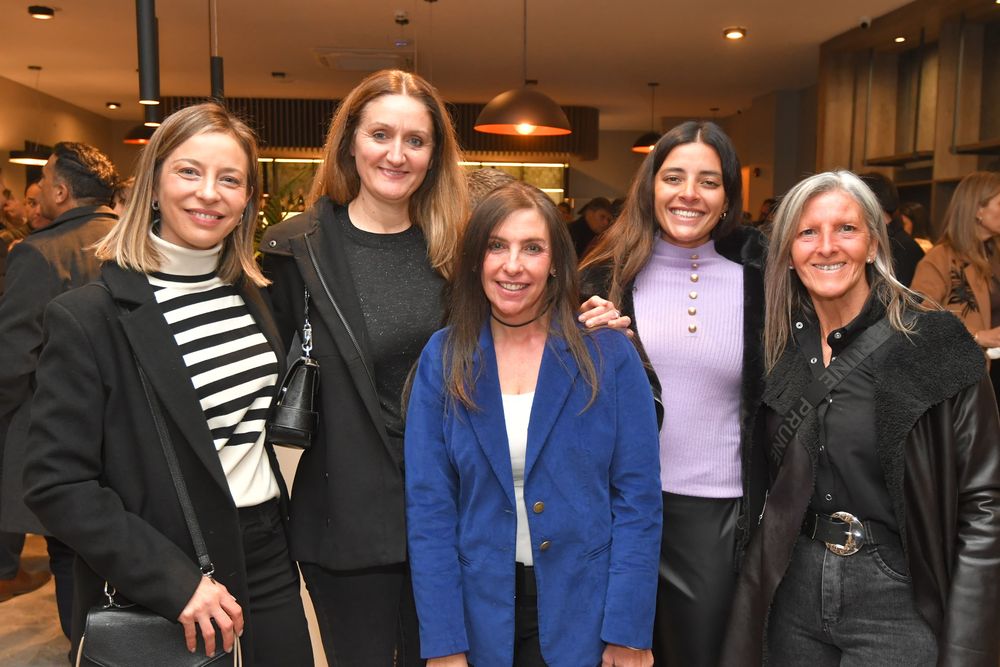 Cintia Savoini, Carla Tonelli, Andrea Seminara, Valentina García, Bibiana Martínez