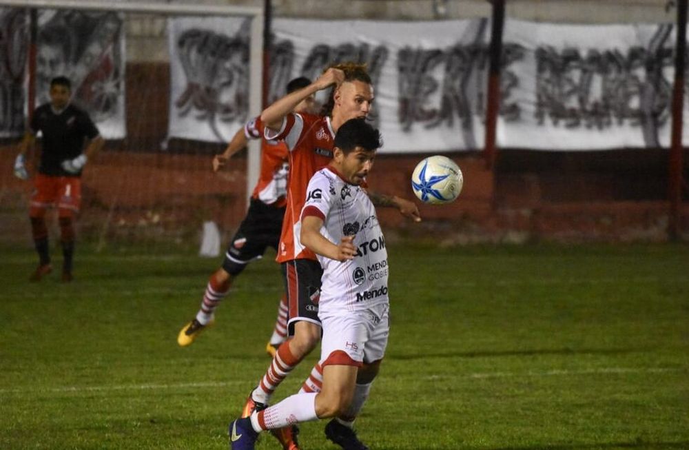 Federal A: Deportivo Maipú y Huracán no se sacaron ventaja e igualaron en calle Vergara