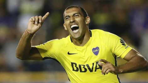 Boca recibió una millonaria oferta por Wanchope Ábila