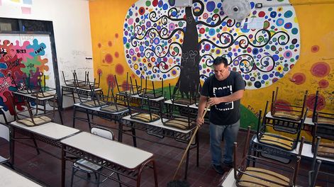 Los Andes | Mendoza tendrá 184 días de clases efectivos y no llegará a los 190 acordados a nivel nacional. El 30% de la matrícula llegará a 194 días porque empezó antesEscuela José Vicente Zapata Foto: Orlando Pelichotti/ Los Andes