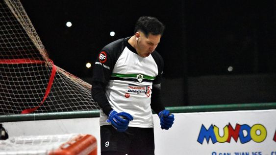 Hockey patín. Banco Mendoza logró tres puntos de oro ante el Atlético Palmira