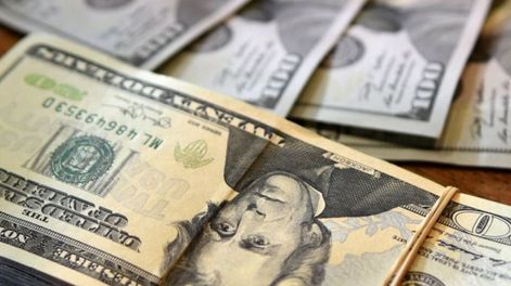 El Banco Central (BCRA) adquirió 47 millones de dólares, logrando un saldo neto positivo por segundo día consecutivo, aunque las reservas disminuyeron en 12 millones de dólares, situándose en 27.299 millones de dólares.