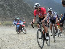 La vuelta de Mendoza tiene nuevo líder y se armó en la tercera etapa. La vuelta de Mendoza tiene nuevo líder y se armó en la tercera etapa.