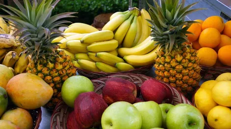 Incorporar frutas con alto contenido de antioxidantes a la dieta contribuye a disminuir el riesgo de enfermedades crónicas y cuidar la salud.