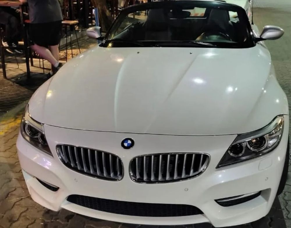 Concejal manejaba ebrio su BMW con una copa de vino en la mano por la Ar&iacute;stides.