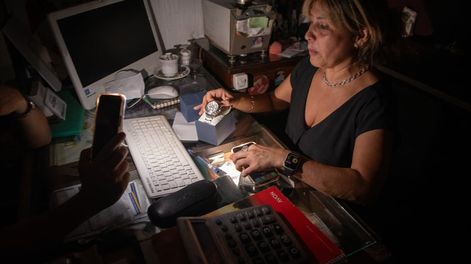 Los Andes | Apagón en Mendoza: una falla en el sistema de transporte nacional dejó a gran parte de la provincia sin luz. La subsecretaria de Planeamiento Energético de Nación, Mariela Beljansky, planteó el crecimiento de este sistema no acompañó el incremento de la d