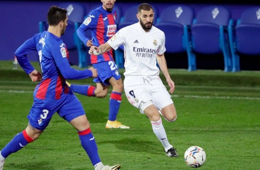 El delantero Benzema, figura del Real Madrid. / Gentileza.