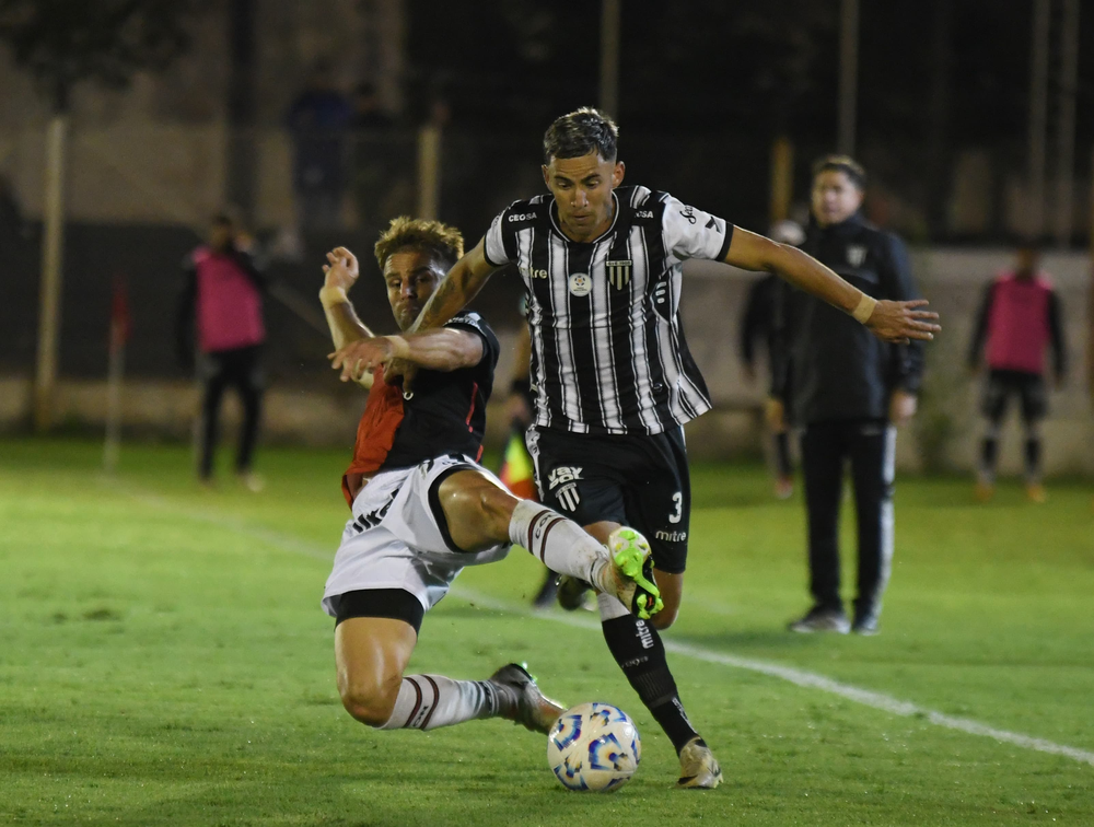 Gimnasia de Mendoza - Colón, por la Primera Nacional