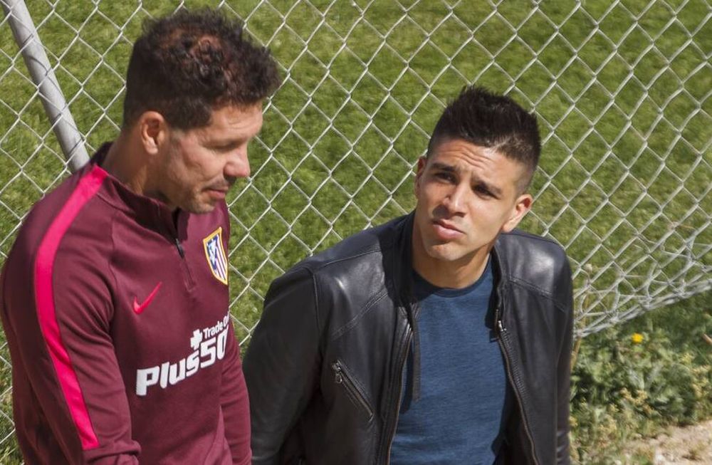 El tierno posteo de Giovanni Simeone sobre el Cholo