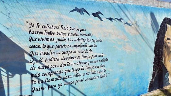 Claudio Ariel “el Pájaro” Cantero, el cabecilla de la banda “Los Monos”, fue asesinado en mayo del año pasado. Su rostro quedó inmortalizado en un mural gigantesco denominado “Ciudad de Dios”, ubicado en Villa La Granada.