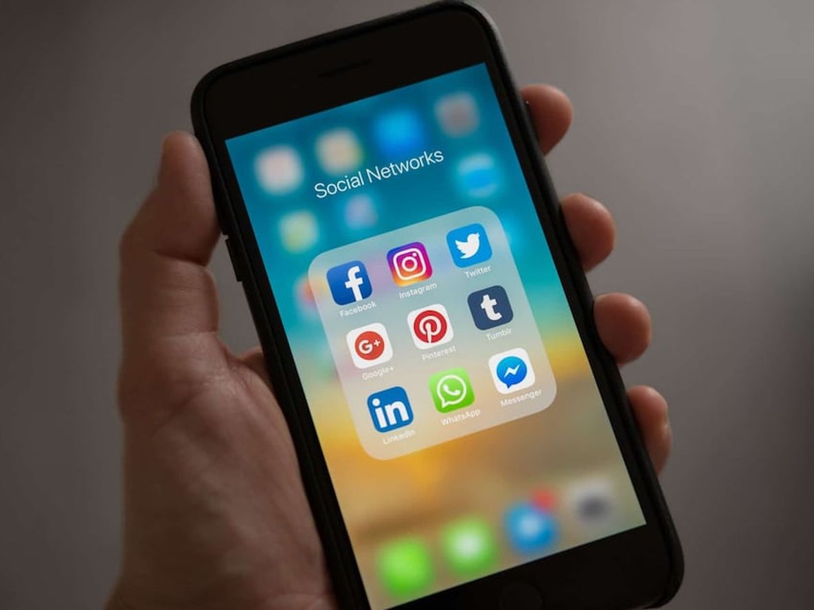 Hipervisualizados - Por Rodolfo Pardo