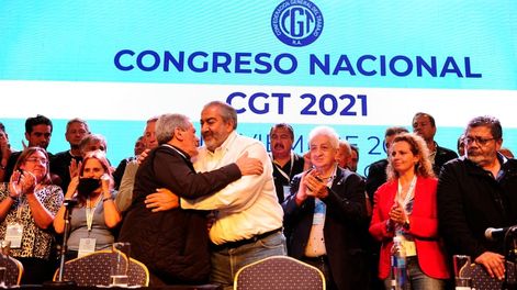 Los Andes | La CGT eligió nuevas autoridades y formó un nuevo triunvirato de autoridades con la reelección de Héctor Daer y Carlos Acuña a la que se suma Pablo Moyano. Foto: Clarín.