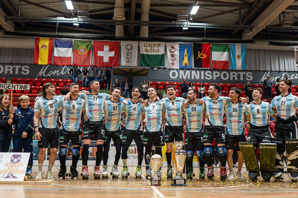 Selección Argentina de Hockey Sobre Patines que fue campeona en la Copa de Las Naciones en Suiza
