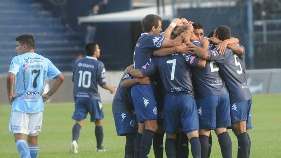 La Lepra se despidió en casa con un triunfo consuelo para sus hinchas