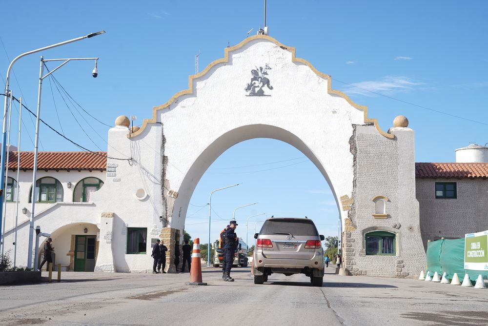 Cámaras fijas detectan todas las patentes en los límites provinciales. | Foto: Ministerio de Seguridad y Justicia