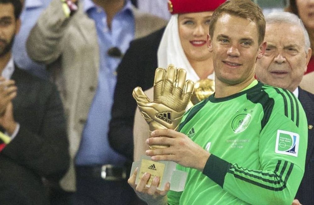Neuer se siente en desventaja ante Messi y Ronaldo en el Balón de Oro