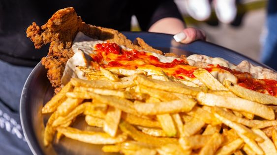 El Gallego, sinónimo de las más ricas milanesas XL en Mendoza