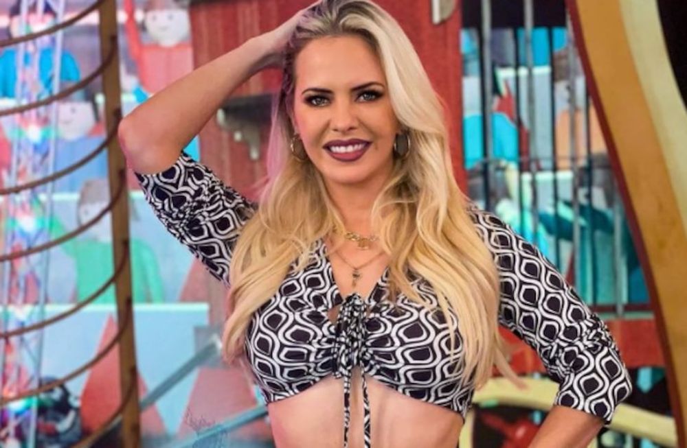 Alejandra Maglietti vende hasta sus prendas íntimas por internet