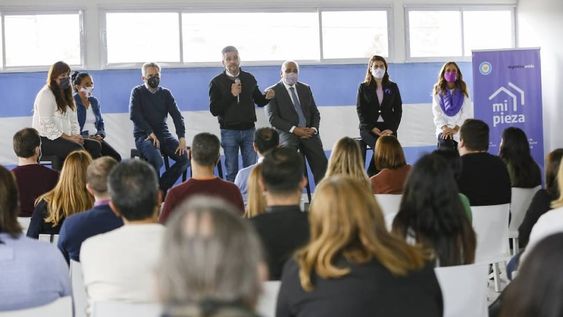 El acto se llevó adelante en Moreno y estuvo encabezado por el jefe de Gabinete, Juan Manzur, y el ministro de Desarrollo Social, Juan Zabaleta.