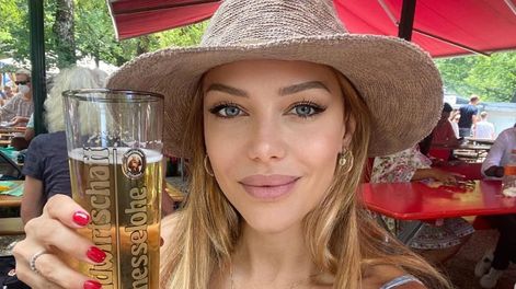 Evangelina Anderson.