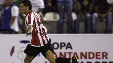 José Sosa vuelve a Estudiantes para jugar la Copa Libertadores. (Foto: AP)