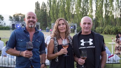 Un Sunset para enamorados, amigos y amantes del vino