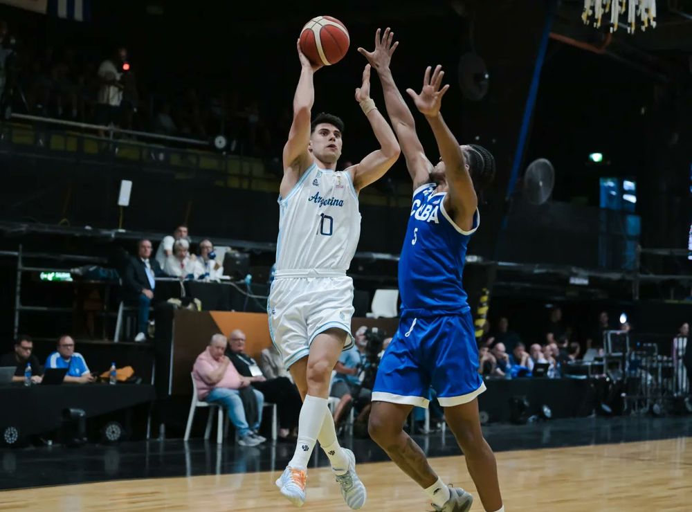 B&Aacute;SQUET. Argentina domin&oacute; el segundo partido ante Cuba