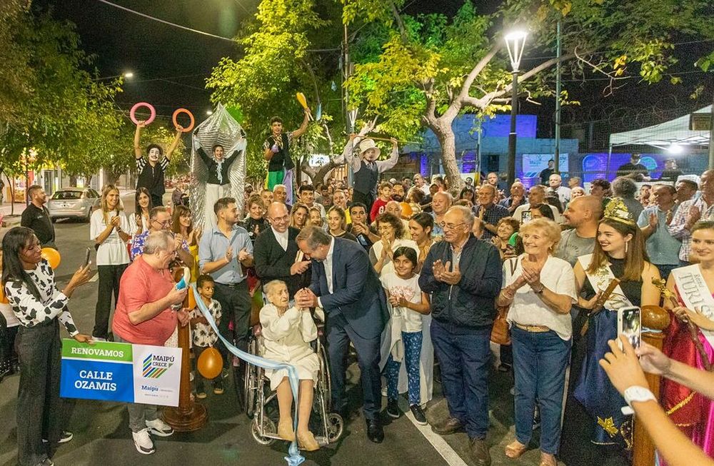 Stevanato inauguró obras de renovación de la calle Ozamis