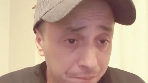 La emoción de El Dipy al escuchar su tema en el vestuario del Sevilla tras salir campeón de la Europa League