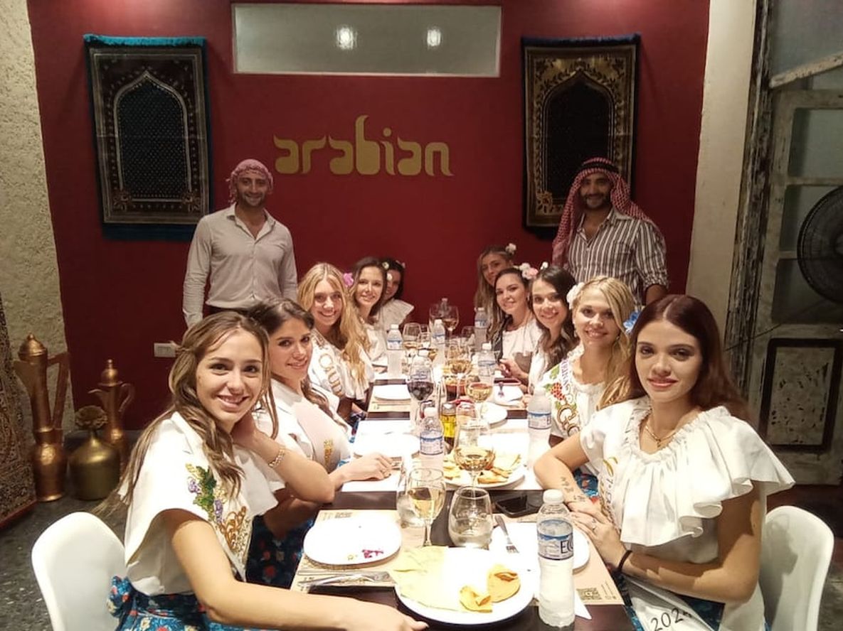 La comunidad árabe agasajó a las reinas vendimiales 2024.