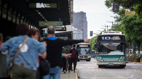 El Gobierno intimó a los gremios de trenes y colectivos en la previa del paro&nbsp;