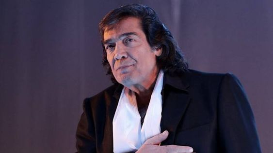 Cacho Castaña, otra vez internado