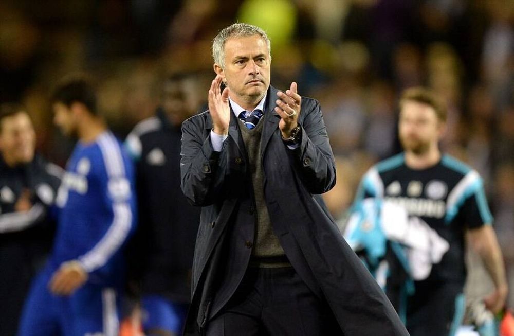 El líder Chelsea se mantiene imbatible