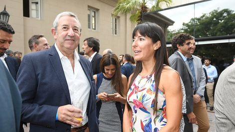 Los Andes | El diputado Julio Cobos pide la emergencia de la Ruta 7 y la legisladora cornejista, Pamela Verasay, acompaña la iniciativa. Foto: Los Andes.