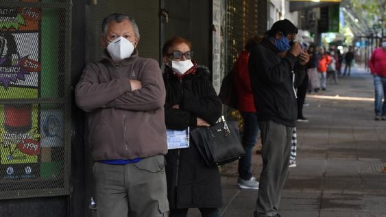Si se considera que desde marzo la jubilación mínima es de $20.571, quien cobra ese monto al mes solo podrá pagar cuotas de $4.114,20, y por salarios de alrededor de $40.000, la cuota mensual no podría superar los $8.000.