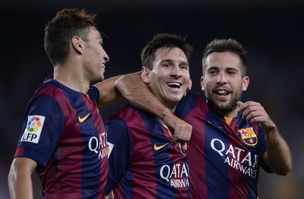 Con un doblete de Messi, Barcelona goleó al Elche