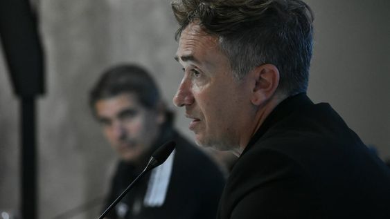 La AAA, mediante su abogado, reunió material de las fuertes declaraciones del Apache contra el árbitro tras el empate de Independiente con Barracas y confirmó que iniciarán acciones legales. / Gentileza.