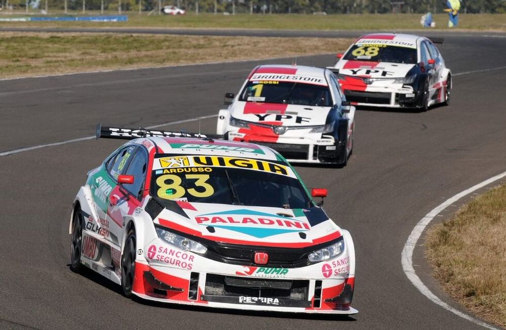 El Súper TC2000 disputó su secta fecha de la temporada en Paraná, donde la carrera clasificatoria fue para Julián Santero y Facundo Ardusso ganó la final.